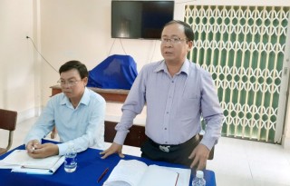 Lãnh đạo huyện Bình Đại kiểm tra việc phòng chống dịch tả lợn châu Phi