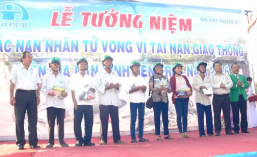 Hưởng ứng Ngày Thế giới tưởng niệm các nạn nhân tử vong vì tai nạn giao thông