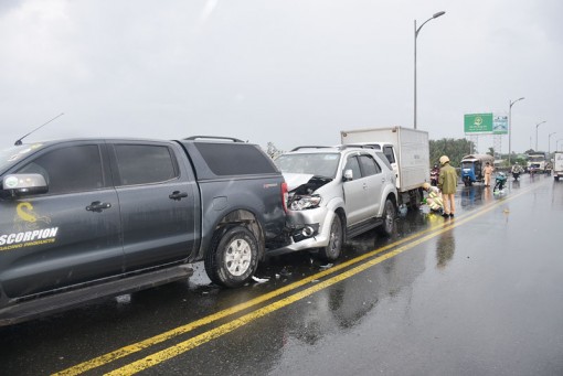 Cảnh báo tai nạn giao thông trên cầu Rạch Miễu
