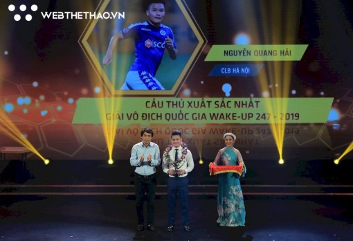 Quang Hải được tôn vinh Cầu thủ xuất sắc nhất V.League 2019