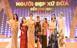 Bùi Kim Quyên đăng quang Người đẹp xứ Dừa 2019