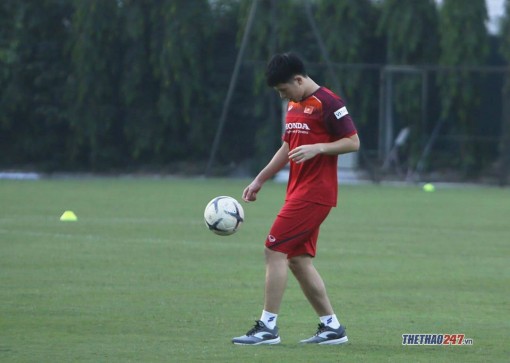 Trung vệ Trần Đình Trọng không tham dự SEA Games 30