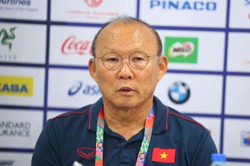 HLV Park Hang Seo: “Tôi chọn Văn Toản vì cậu ấy bắt bóng bổng tốt'”