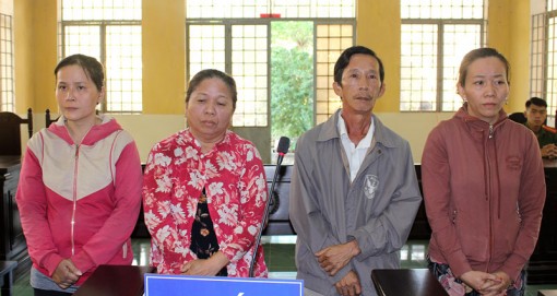 Mua bán số đề, 4 bị cáo ra tòa