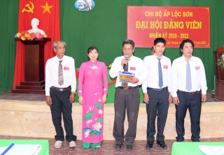 Hoàn thành đại hội chi bộ trực thuộc đảng ủy cơ sở nhiệm kỳ 2020 - 2022