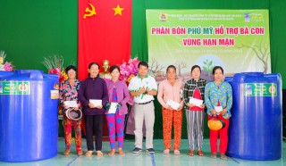 Hoạt động hỗ trợ phòng chống hạn mặn, dịch bệnh Covid-19