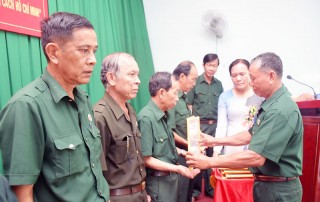 Hội Cựu chiến binh tỉnh sơ kết 4 năm học và làm theo Bác
