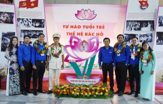 6 thanh niên Bến Tre được tuyên dương