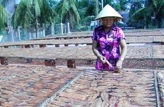 Đẩy mạnh phát triển kinh tế biển Đẩy mạnh phát triển kinh tế biển