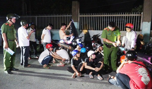 Chung tay đẩy lùi tội phạm và tệ nạn