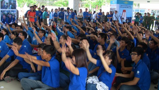 Trường Cao đẳng Đồng Khởi với nhiều hoạt động hướng về cộng đồng Trường Cao đẳng Đồng Khởi với nhiều hoạt động hướng về cộng đồng