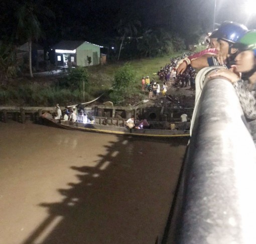 Lật ghe trên sông làm hai người tử vong và mất  tích