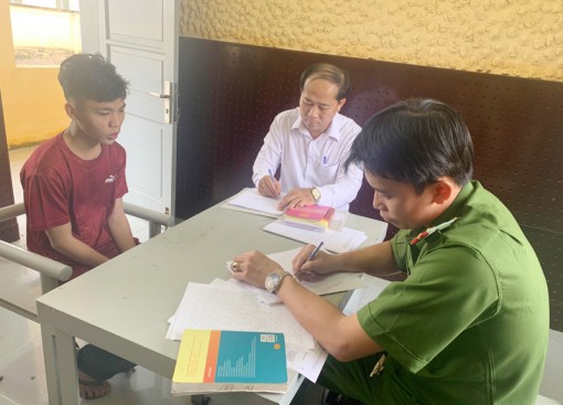 Bắt đối tượng cưỡng đoạt tài sản người khác