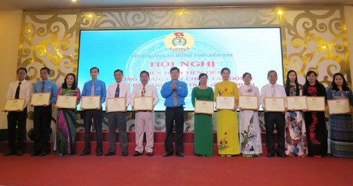 Quan tâm chăm lo đời sống cho người lao động Quan tâm chăm lo đời sống cho người lao động