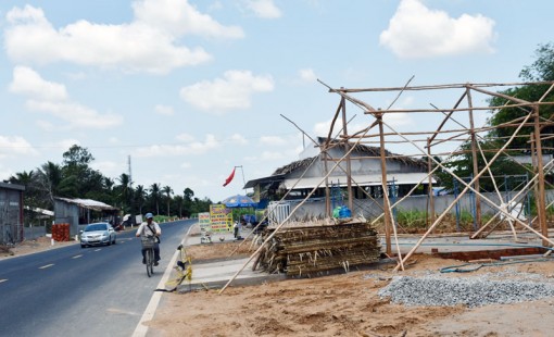Qua 5 năm thực hiện nhiệm vụ bảo đảm trật tự, an toàn giao thông Qua 5 năm thực hiện nhiệm vụ bảo đảm trật tự, an toàn giao thông