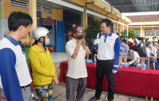 Bảo đảm trật tự an toàn giao thông dịp Tết Nguyên đán 2021 Bảo đảm trật tự an toàn giao thông dịp Tết Nguyên đán 2021