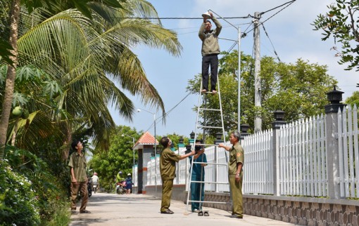 Khơi dậy sức mạnh nhân dân tham gia giữ gìn an ninh trật tự