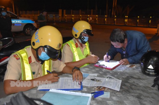 Đảm bảo trật tự an toàn giao thông, trách nhiệm của toàn xã hội Đảm bảo trật tự an toàn giao thông, trách nhiệm của toàn xã hội