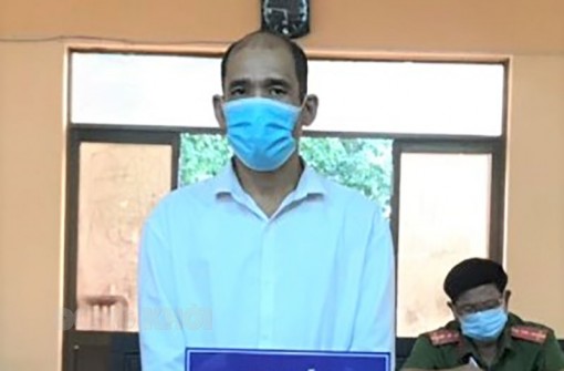 Trộm cắp 3 cây bông trang, bị phạt 6 tháng tù Trộm cắp 3 cây bông trang, bị phạt 6 tháng tù