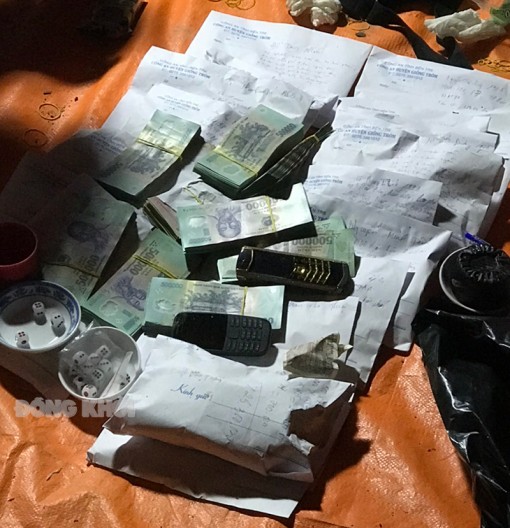 Bắt quả tang một điểm lắc tài xỉu