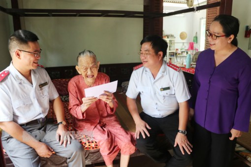 Quan tâm công tác “Đền ơn đáp nghĩa”