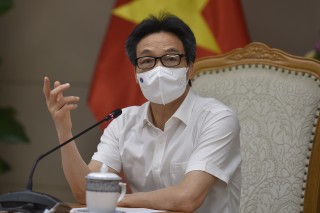 Tiêm hết vaccine cho người dân TPHCM để đạt miễn dịch cộng đồng sớm nhất