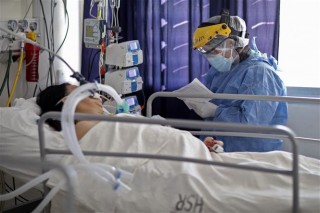 Thế giới sắp vượt 200 triệu ca bệnh; Trung Quốc báo động đợt sóng dịch mới