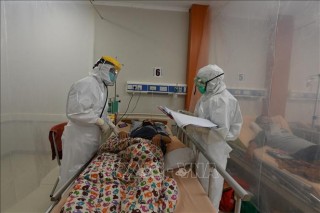 Indonesia vượt ngưỡng 100.000 ca tử vong do COVID-19