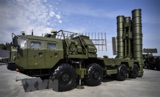 Tống thống Belarus muốn mua hệ thống tên lửa tối tân S-400 của Nga