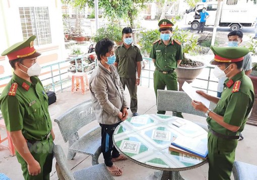 Bắt đối tượng chống người thi hành công vụ