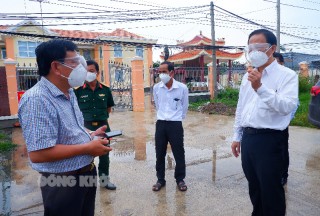 Phó chủ tịch Thường trực UBND tỉnh Nguyễn Trúc Sơn kiểm tra công tác phòng, chống dịch Covid-19 tại xã Giao Thạnh