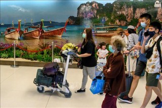 Thái Lan miễn cách ly cho du khách nhập cảnh từ 5 nước