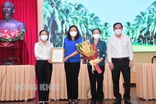 Đoàn đại biểu TP. Hồ Chí Minh đến thăm, động viên tỉnh Bến Tre trong công tác phòng, chống dịch