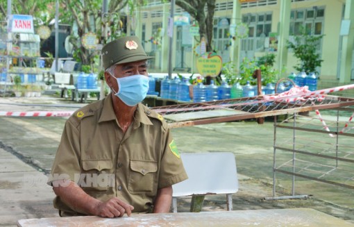 Công an viên cơ sở hết lòng vì bình yên xóm ấp