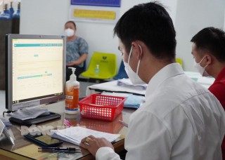 Đảm bảo cập nhật kịp thời, đầy đủ thông tin tiêm vắc-xin