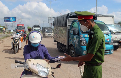 Tiếp nhận hơn 12,7 ngàn công dân tỉnh về quê trong ngày 4-11-2021