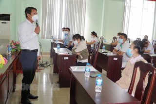 Tập huấn sử dụng kit test nhanh SARS-CoV-2 cho doanh nghiệp