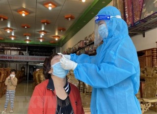 Cả nước ghi nhận 13.770 ca mắc mới COVID-19, TP. Hồ Chí Minh vẫn nhiều nhất