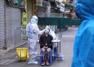 Ngày 30-11-2021, Việt Nam ghi nhận 13.972 ca nhiễm mới SARS-CoV-2, tiếp tục tăng so với ngày trước đó