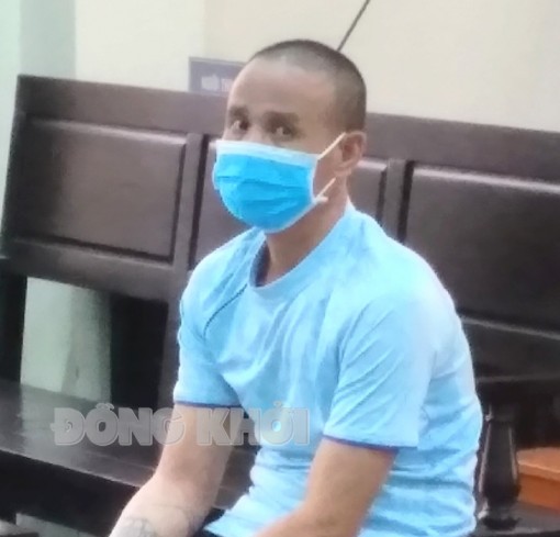 Trộm cắp nhiều lần, bị tòa phạt 3 năm tù Trộm cắp nhiều lần, bị tòa phạt 3 năm tù