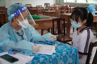 Nỗ lực kiềm chế F0, mở rộng điều trị tại nhà