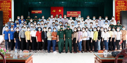 Trung đoàn 895 tập huấn, bồi dưỡng cán bộ, sĩ quan trong điều kiện phòng chống dịch Covid-19 Trung đoàn 895 tập huấn, bồi dưỡng cán bộ, sĩ quan trong điều kiện phòng chống dịch Covid-19