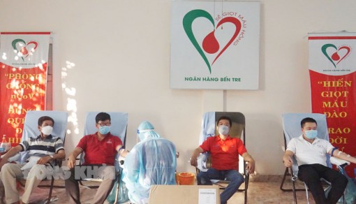 Triển khai Chiến dịch vận động hiến máu tình nguyện trong dịp Tết và Lễ hội Xuân hồng năm 2022