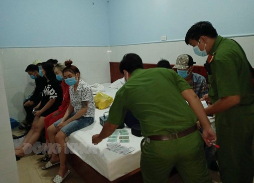 Đấu tranh triệt phá, kéo giảm tội phạm, vi phạm pháp luật