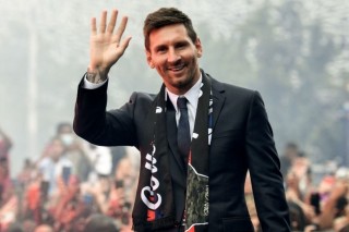 Chuyển nhượng bóng đá 17-2-2022: Messi trở lại Barca, Real Madrid có tân HLV?