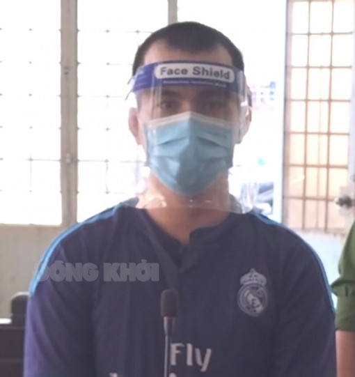 Trộm cam, bưởi trị giá 445 ngàn đồng, bị tòa phạt 10 tháng tù Trộm cam, bưởi trị giá 445 ngàn đồng, bị tòa phạt 10 tháng tù