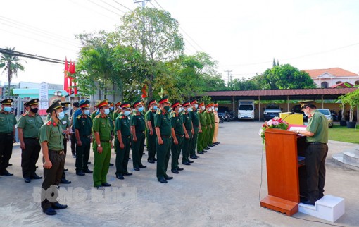 Công an huyện Bình Đại tích cực học tập và làm theo Bác