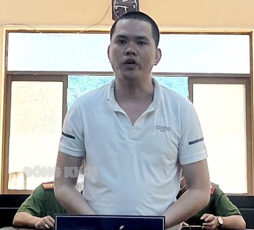 Sử dụng tài liệu giả của cơ quan, tổ chức bị tòa phạt 2 năm 6 tháng tù Sử dụng tài liệu giả của cơ quan, tổ chức bị tòa phạt 2 năm 6 tháng tù