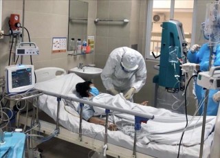 Ngày 24-4-2022, số ca nhiễm mới SARS-CoV-2 của cả nước giảm xuống còn dưới 10.000 ca