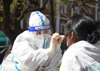 6.258.539 ca tử vong; Nhiều nước phát hiện biến thể phụ thứ 4 của Omicron